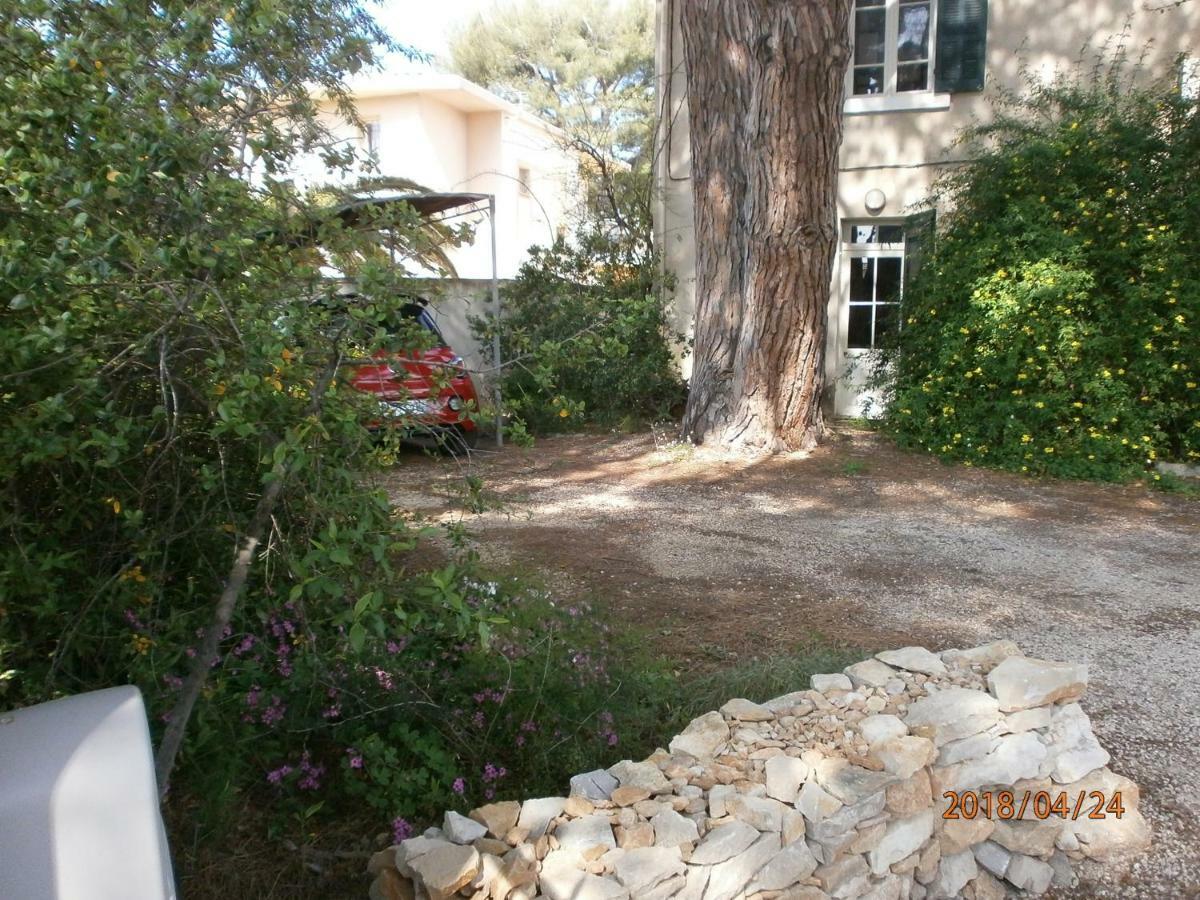 Studio Equipe Avec Jardin+Parking A La Plage... La Ciotat Exterior photo